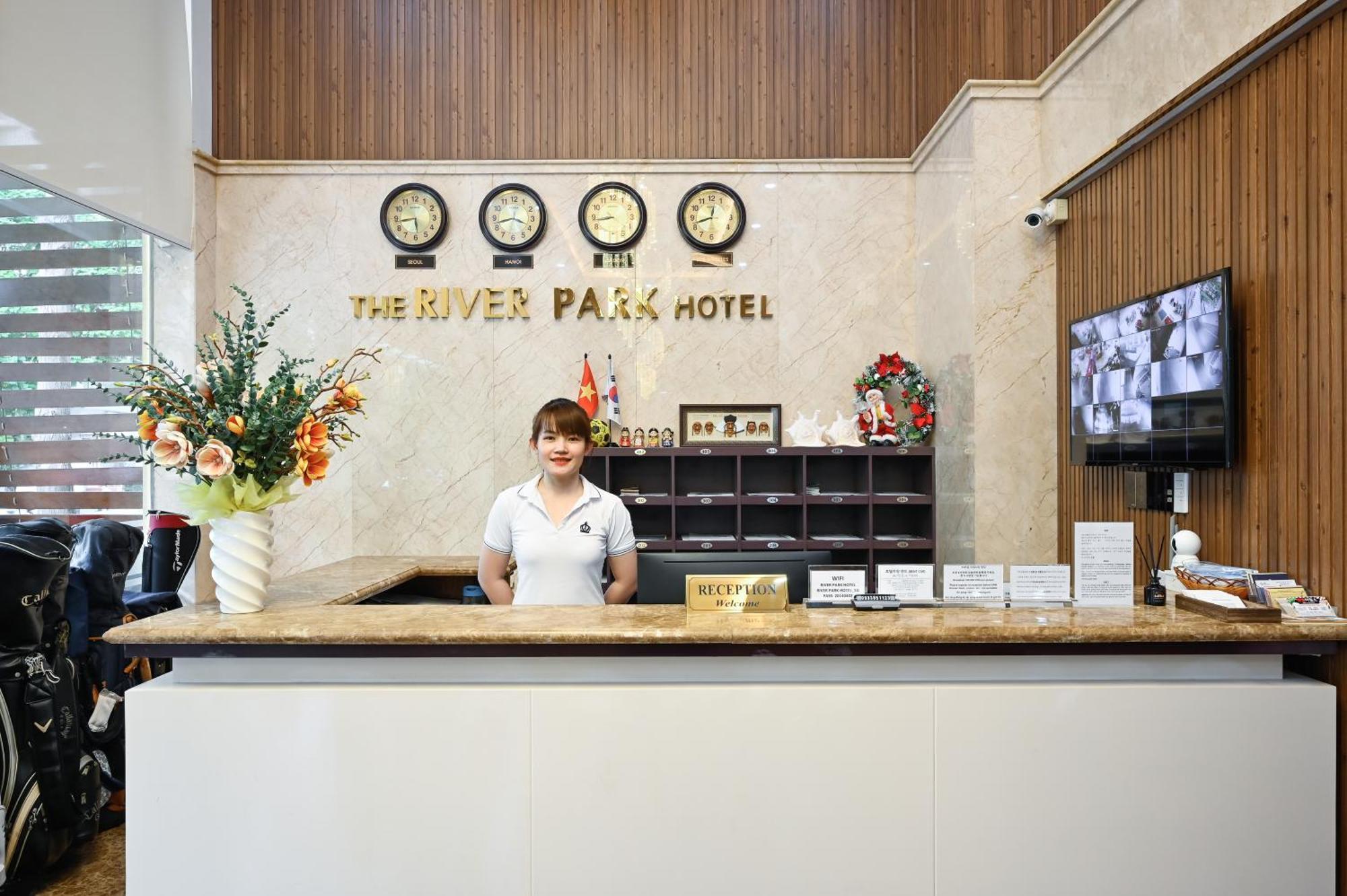 RedDoorz PremiumThe River Park Hotel Ho Chi Minh-byen Eksteriør bilde