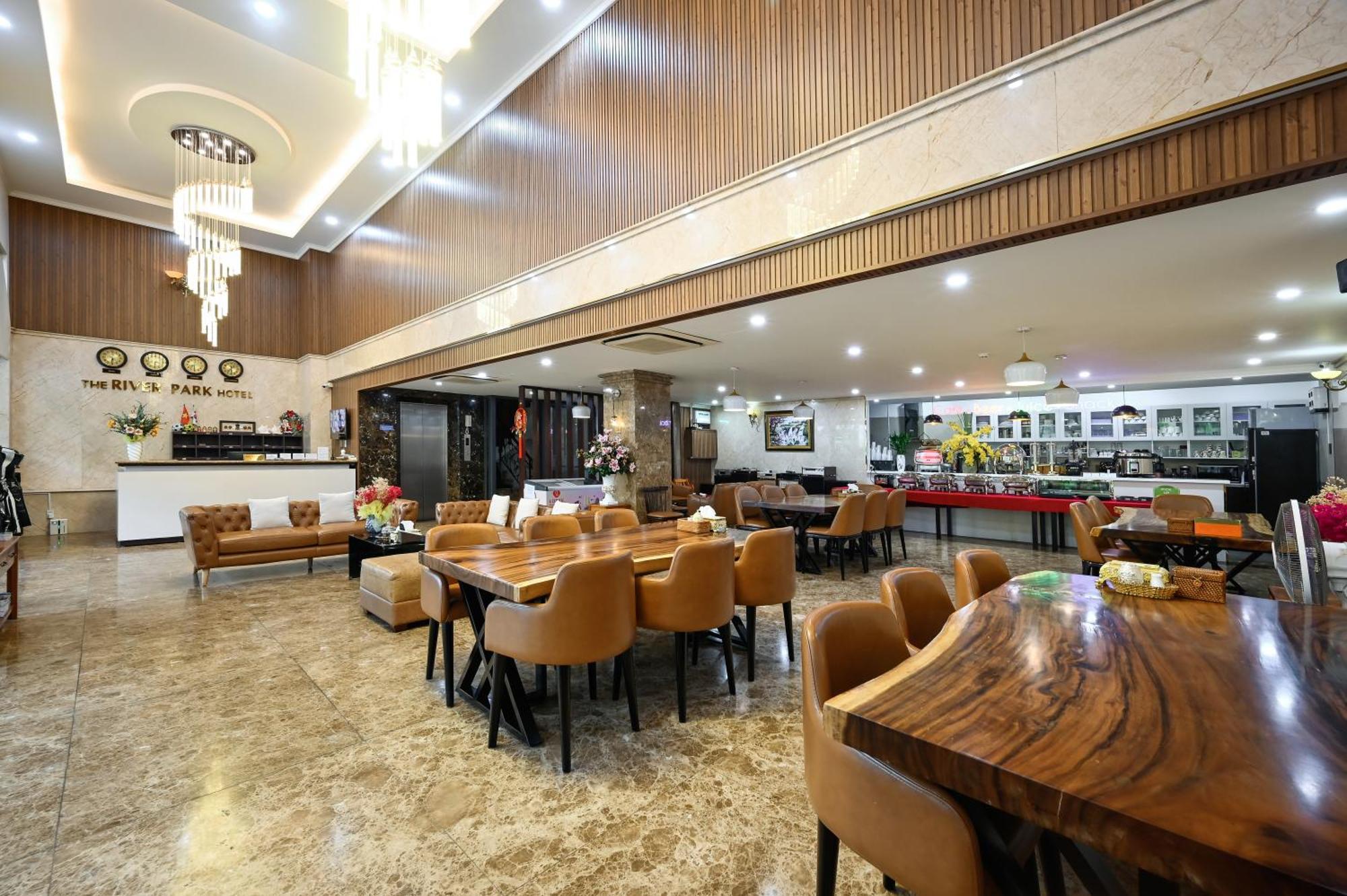 RedDoorz PremiumThe River Park Hotel Ho Chi Minh-byen Eksteriør bilde