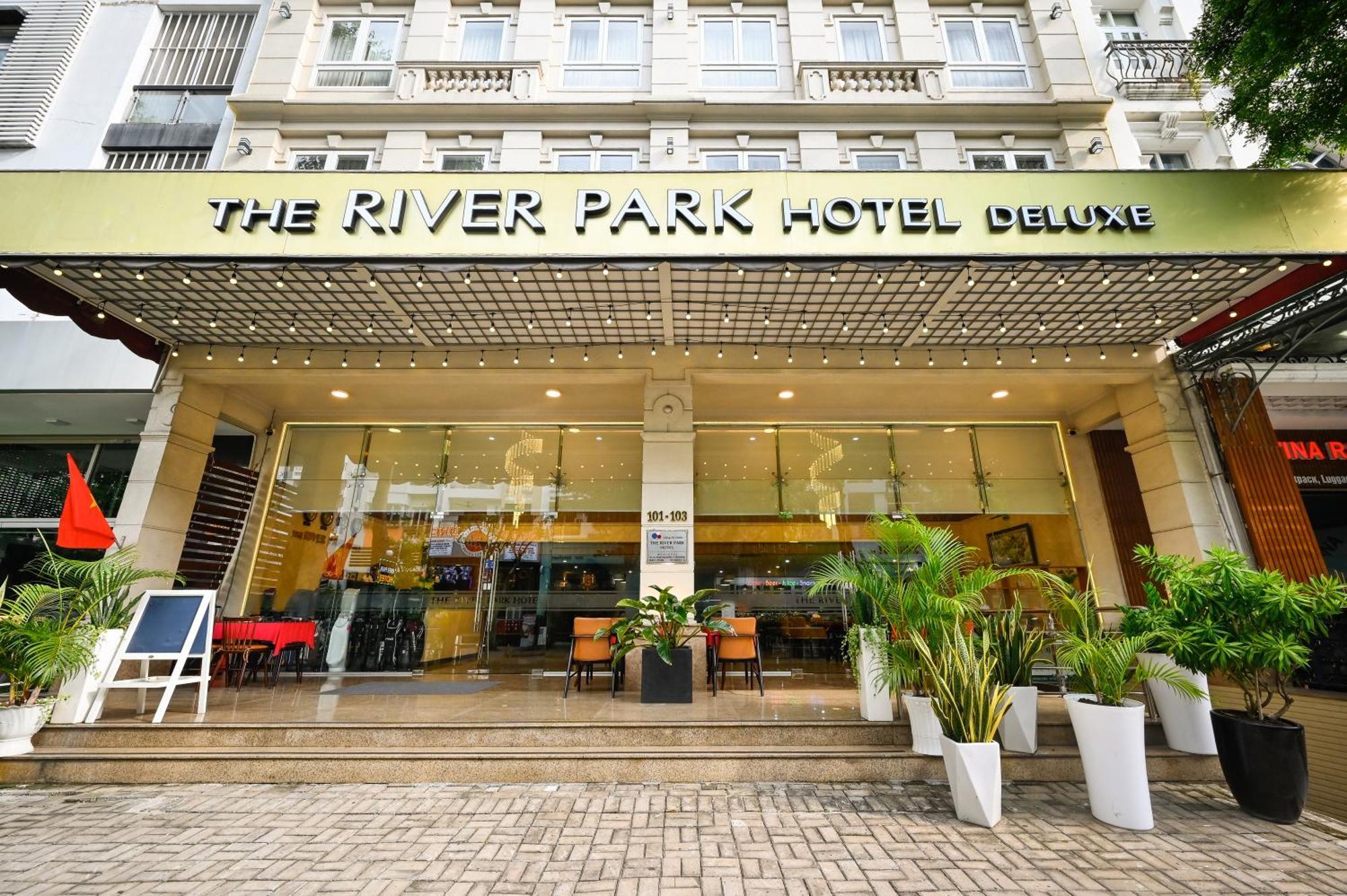 RedDoorz PremiumThe River Park Hotel Ho Chi Minh-byen Eksteriør bilde